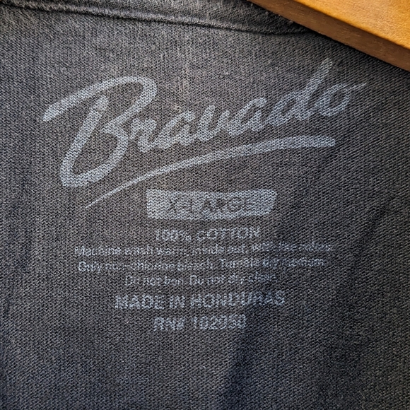 HTF Bring Me the Horizon Middle Finger Shirt - Picture 6 of 9